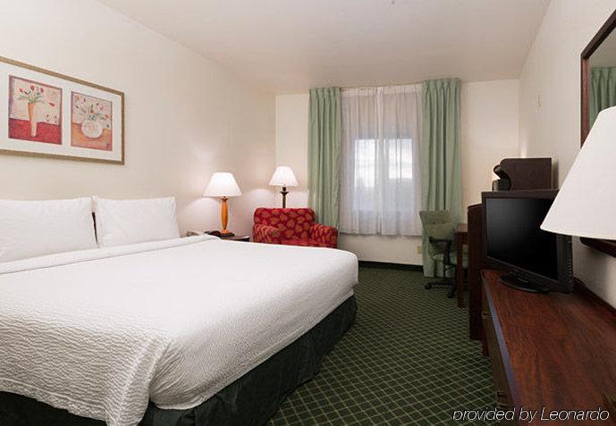 Fairfield Inn By Marriott טרייסי מראה חיצוני תמונה