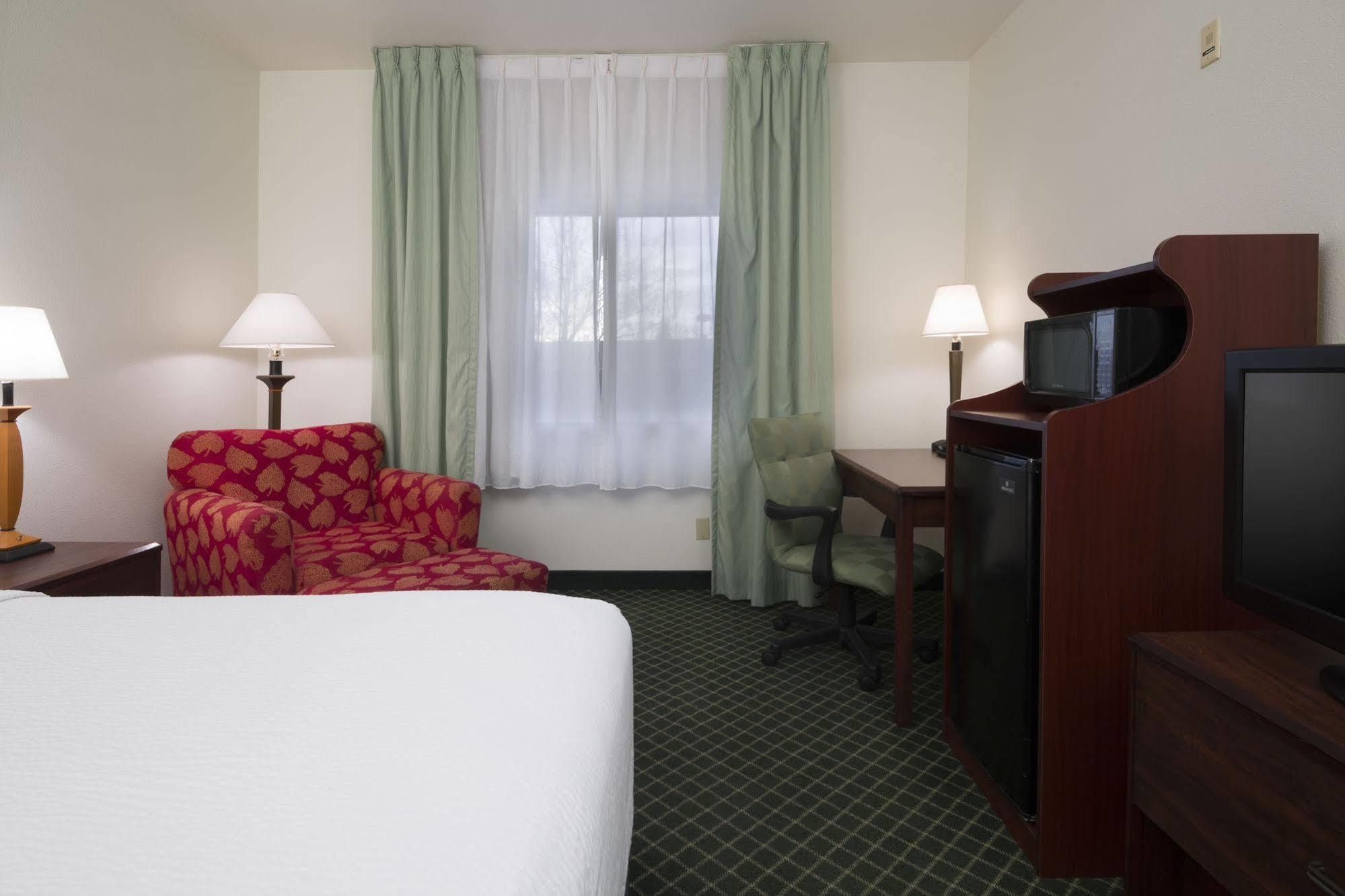 Fairfield Inn By Marriott טרייסי מראה חיצוני תמונה