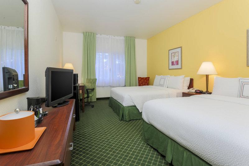 Fairfield Inn By Marriott טרייסי מראה חיצוני תמונה